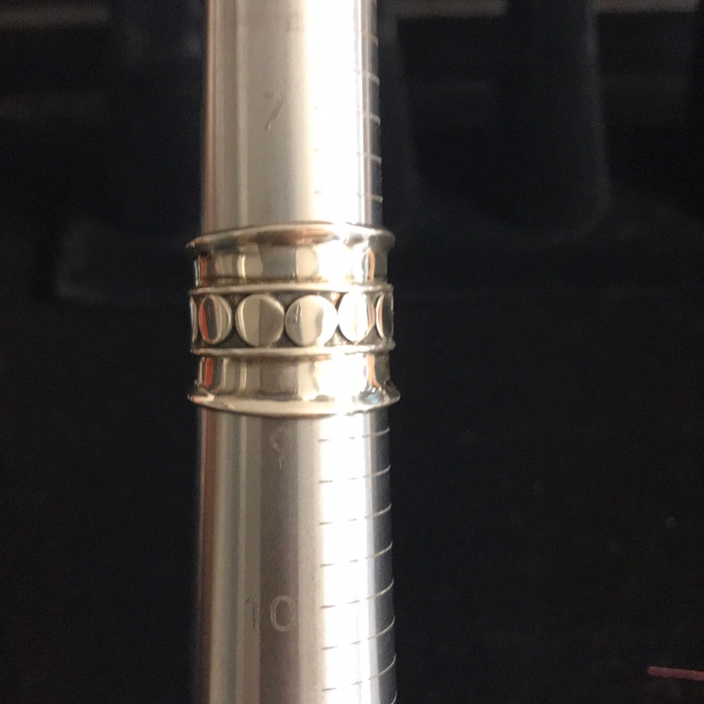 Last one! NEW Sterling silver wide ring size 5.5 - Picture 6 of 8